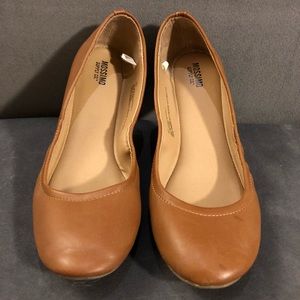 Camel/tan flats